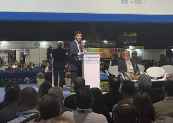 Copasa destaca desafios para universalização em último dia de congresso sobre saneamento