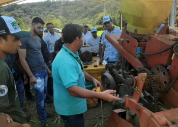 Campo Experimental da Epamig recebe 8º Vale do Piranga Leite