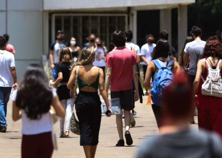 Estudantes de todo Brasil, fazem o segundo dia de prova do Enem (Exame Nacional do Ensino Médio