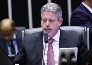 Lira quer que a votação da reforma tributária seja histórica