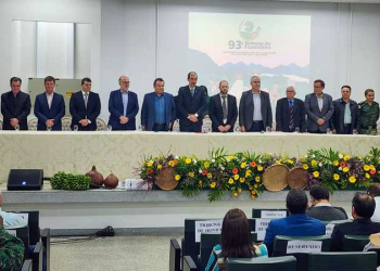 Minas assina cooperação para desenvolvimento da apicultura no estado