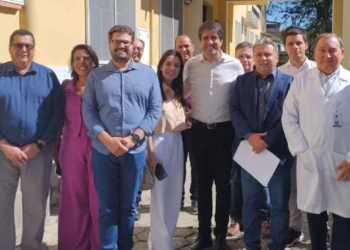 Governo prepara implementação de programa para cuidar da saúde dos olhos e audição das crianças de escolas públicas