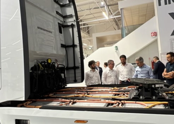 Estado firma acordo na Itália para atração de investimentos para a indústria automotiva