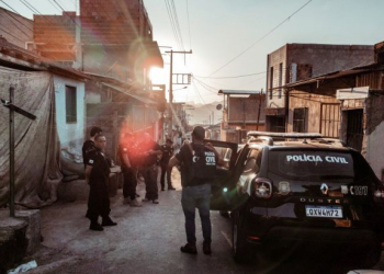 Operação da Polícia Civil apreende drogas e prende dois em Matipó