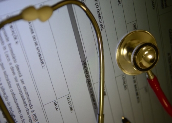 ANS suspende temporariamente venda de 38 planos de saúde