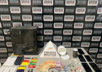 Matipó , Homem é preso por trafico de drogas no centro da cidade.