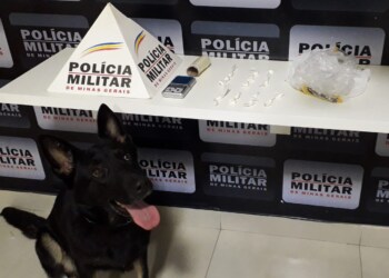 MANHUAÇU MG – PM apreende adolescente por tráfico de drogas no Bairro Santa Terezinha