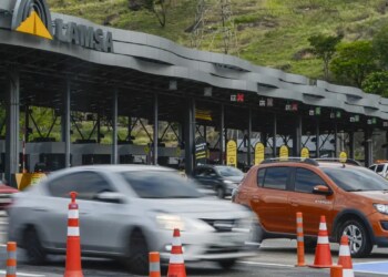 Pedágios em rodovias federais terão que aceitar pagamentos em Pix e cartão
