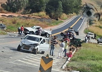 MATIPÓ – Acidente na BR-262 no Trevo Envolvendo Dois Veículos